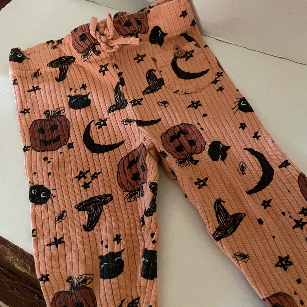 Halloween Jessica Simpson Knit Leggings in Adorable print! 🎃. Size : 24 months